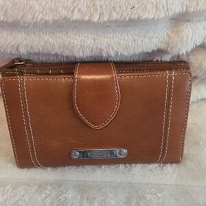 Kenneth Cole Reaction Tan Leather Wallet